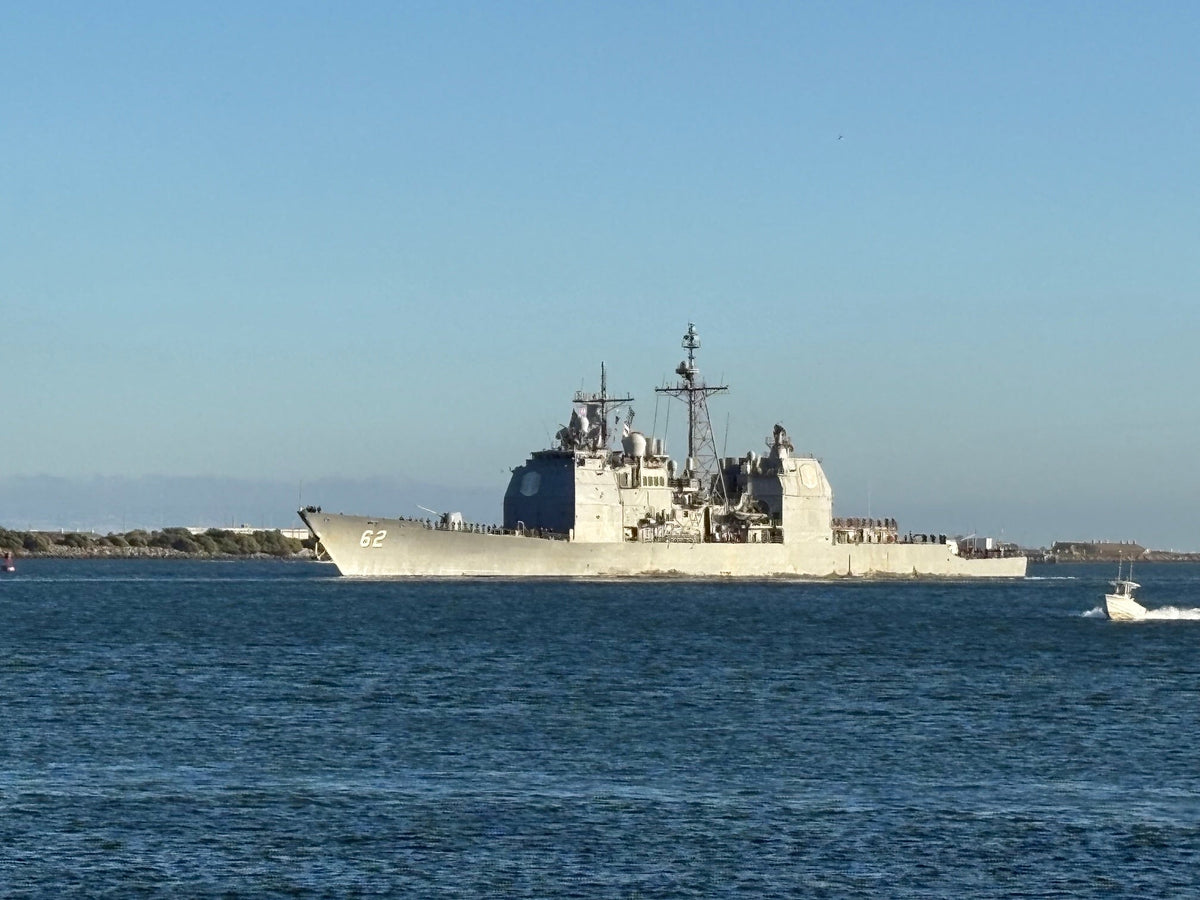 San Diego Strolls: There's a New Ship in Town
